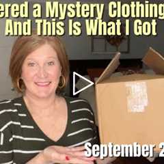 Fashom | September 2022 | Mystery Clothing Box