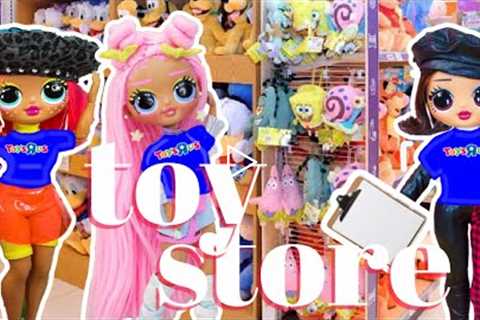 LOL OMG Dolls Work At Toys R Us Store Zuru TOY Mini Brands Unboxing