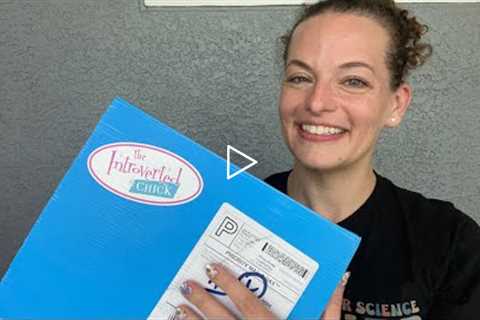 The Introverted Chick - Surprise Gift Bundle (Summer) #unboxing #giftboxes #discount code