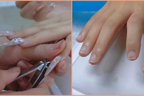 Get rid of long fake nails that hinder work | Nail Specialist