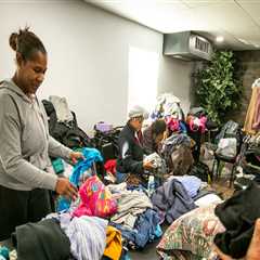 The Magic of Gift Wrapping: A Guide to Toy Stores in Multnomah County, Oregon